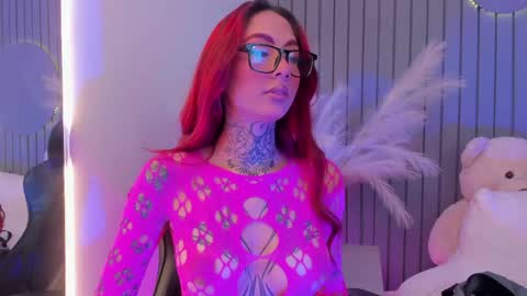 red_sinclair online show from June 2026 01:44:01 PM