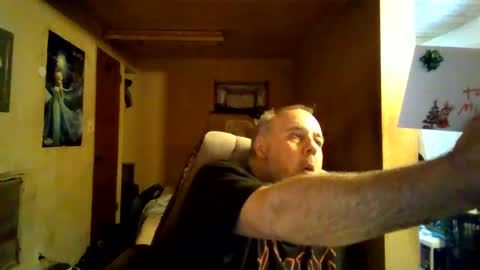 reddragon1195 online show from December 2024 09:26:01 PM