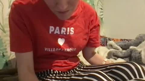 Redfox online show from November 2025 07:57:01 PM