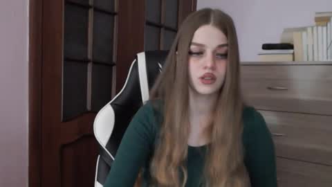 Lily online show from January 2026 01:43:01 AM