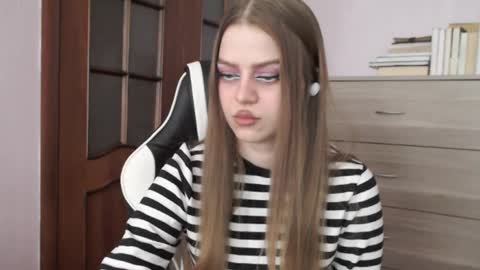 Snapshot of redhead_rabbit chatting on May 2026 02:50:02 AM Lily online show from May 2026 02:50:02 AM