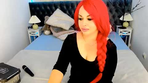 redheadeva online show from October 2025 05:32:02 AM