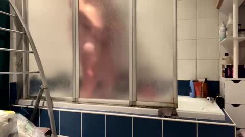 Snapshot of redlinex27 chatting on December 2024 01:43:01 AM redlinex27 online show from December 2024 01:43:01 AM