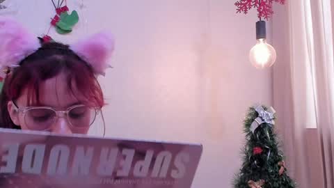 Snapshot of redmeloddy chatting on December 2024 07:32:02 PM Meloddy online show from December 2024 07:32:02 PM