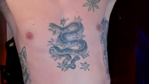 Red online show from December 2024 09:38:02 PM