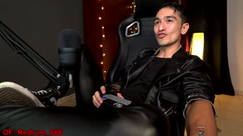 Red online show from December 2024 01:24:01 AM