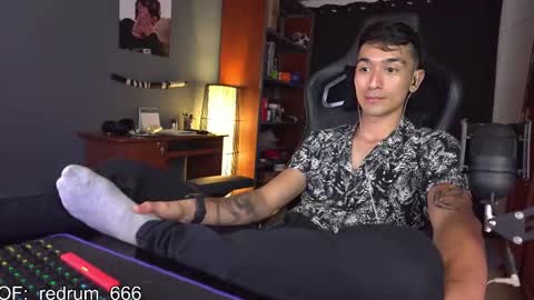 Red online show from February 2025 09:05:02 PM