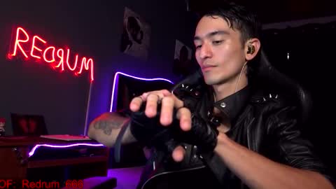 Red online show from September 2025 04:31:02 PM