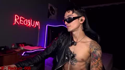 Red online show from September 2025 10:22:02 PM