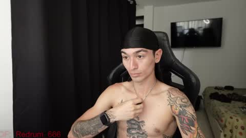 Snapshot of redrum_696 chatting on May 2026 05:40:02 PM Red online show from May 2026 05:40:02 PM
