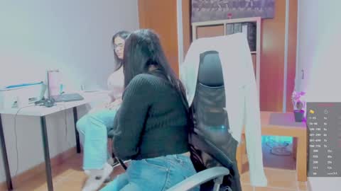 Snapshot of redskyxxx_ chatting on December 2024 11:06:01 AM Sofia online show from December 2024 11:06:01 AM