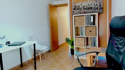 Snapshot of redskyxxx_ chatting on January 2025 10:58:02 AM Sofia online show from January 2025 10:58:02 AM