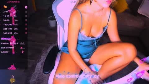 reggieMeow online show from December 2024 04:20:01 AM