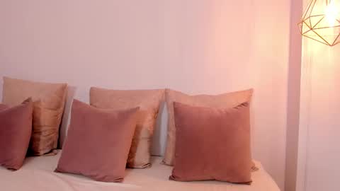 Regina  online show from March 2025 09:37:01 PM