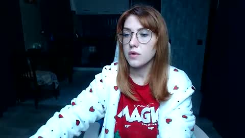 Regina online show from October 2025 03:03:02 AM