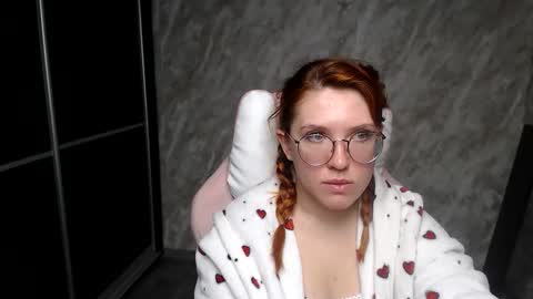 Regina online show from February 2026 02:01:02 AM