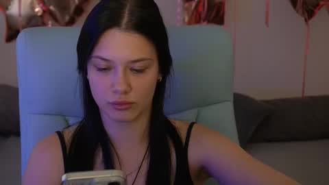 Snapshot of reginawine chatting on September 2025 01:55:02 PM ReginaWine online show from September 2025 01:55:02 PM