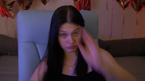 Snapshot of reginawine chatting on September 2025 05:46:01 PM ReginaWine online show from September 2025 05:46:01 PM