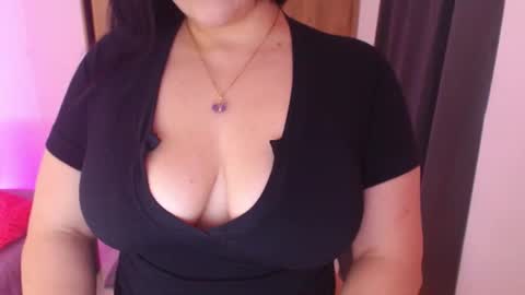 Snapshot of renata_ruiz chatting on July 2026 02:49:01 AM online show from July 2026 02:49:01 AM