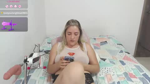 Snapshot of renathacohen chatting on February 2025 09:54:01 PM sofia online show from February 2025 09:54:01 PM