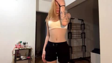 Tiffany online show from January 2026 07:11:01 PM