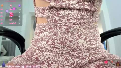 Snapshot of renee_shelby_ chatting on December 2024 07:00:02 PM Renee Shelby online show from December 2024 07:00:02 PM