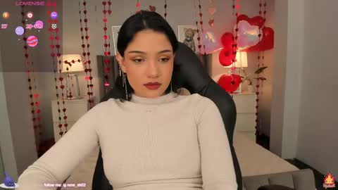 Snapshot of renee_shelby_ chatting on February 2025 08:55:02 PM Renee Shelby online show from February 2025 08:55:02 PM