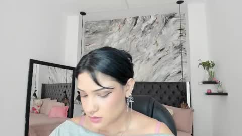 Snapshot of renee_shelby_ chatting on June 2026 08:52:01 PM Renee Shelby online show from June 2026 08:52:01 PM