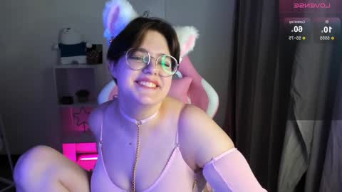 Snapshot of renee_turner chatting on January 2025 03:19:01 PM renee_turner online show from January 2025 03:19:01 PM