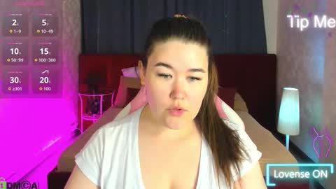 Snapshot of renee_turner chatting on October 2025 08:23:02 AM renee_turner online show from October 2025 08:23:02 AM