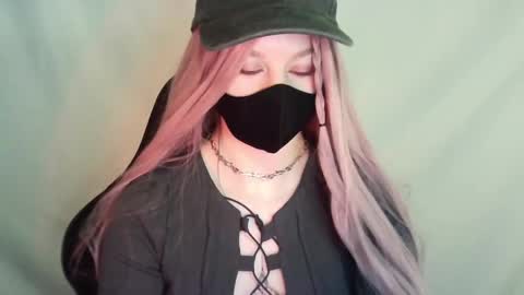 Renesme White Im here from Monday to Friday online show from May 2026 03:02:02 AM