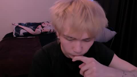 Snapshot of rennuts chatting on March 2026 06:52:01 AM rennuts online show from March 2026 06:52:01 AM