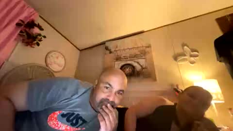 rette837 online show from April 2026 05:51:02 AM