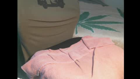 Snapshot of reubendics chatting on February 2026 11:20:02 PM BigDinAZ online show from February 2026 11:20:02 PM