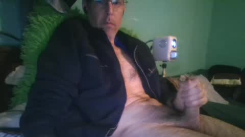 Snapshot of reyes_albert2006 chatting on January 2025 12:26:01 PM reyes_albert2006 online show from January 2025 12:26:01 PM