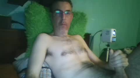 Snapshot of reyes_albert2006 chatting on February 2025 04:52:02 AM reyes_albert2006 online show from February 2025 04:52:02 AM