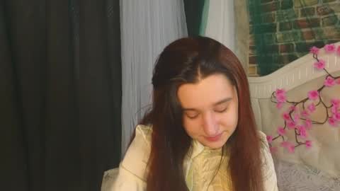 Snapshot of reynaedge chatting on May 2026 08:00:02 AM reynaedge online show from May 2026 08:00:02 AM