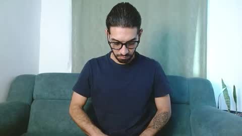 Snapshot of reypablo1 chatting on October 2025 09:15:01 PM REY PABLO Independent online show from October 2025 09:15:01 PM