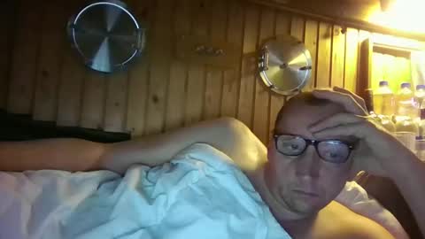 Joe online show from April 2026 06:18:01 AM