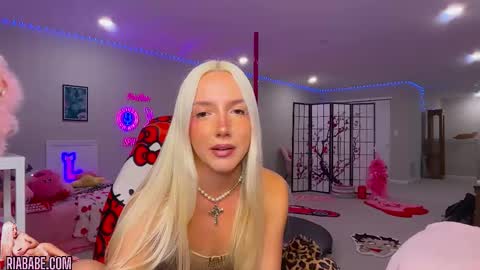 ria  online show from November 2025 03:49:02 AM