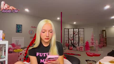 ria  online show from December 2025 03:48:01 AM