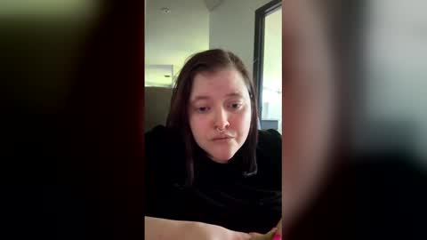 riah_babbie online show from May 2026 01:49:01 PM