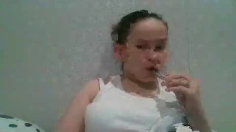 RiaLowelyt online show from June 2026 05:13:02 PM