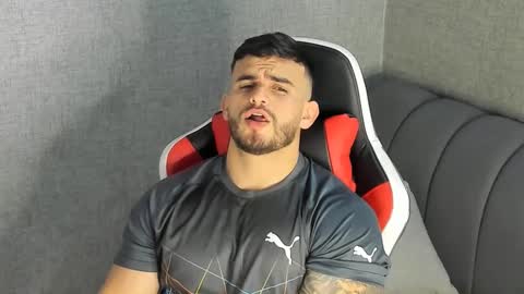 ricardogonzalez666 online show from January 2025 01:47:02 PM