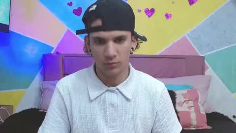 Snapshot of rich_de_la_rosa chatting on September 2025 02:33:02 AM rich and kitty online show from September 2025 02:33:02 AM