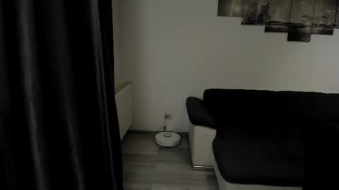 Snapshot of richarddarell chatting on July 2026 04:43:01 AM RichardDarell online show from July 2026 04:43:01 AM