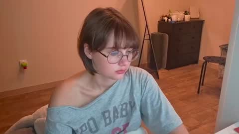 Luna online show from July 2026 06:54:01 PM