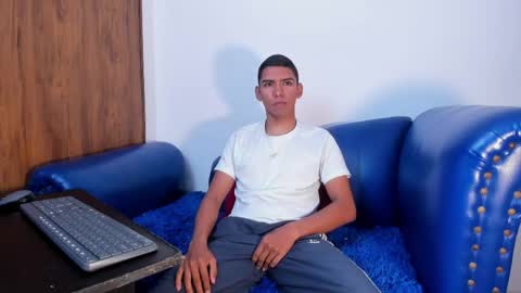 Snapshot of richardman_ chatting on June 2026 11:11:02 AM Richard online show from June 2026 11:11:02 AM