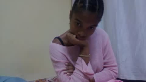Snapshot of richella34 chatting on June 2026 10:35:02 PM richella34 online show from June 2026 10:35:02 PM