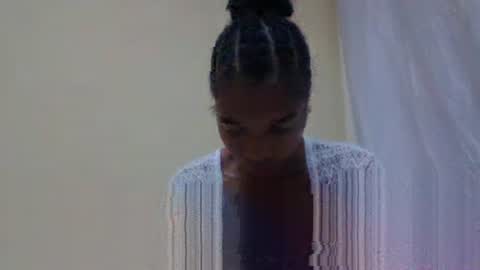 Snapshot of richella34 chatting on June 2026 01:33:01 PM richella34 online show from June 2026 01:33:01 PM